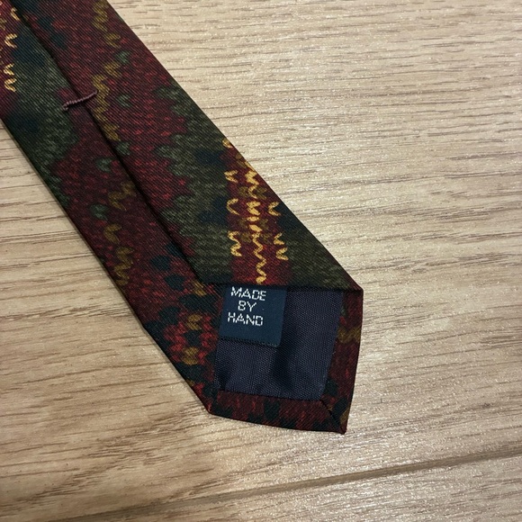 Vintage Polo Ralph Lauren Fly Fishing Spear Sportsman Handmade Silk Tie - Picture 2 of 4